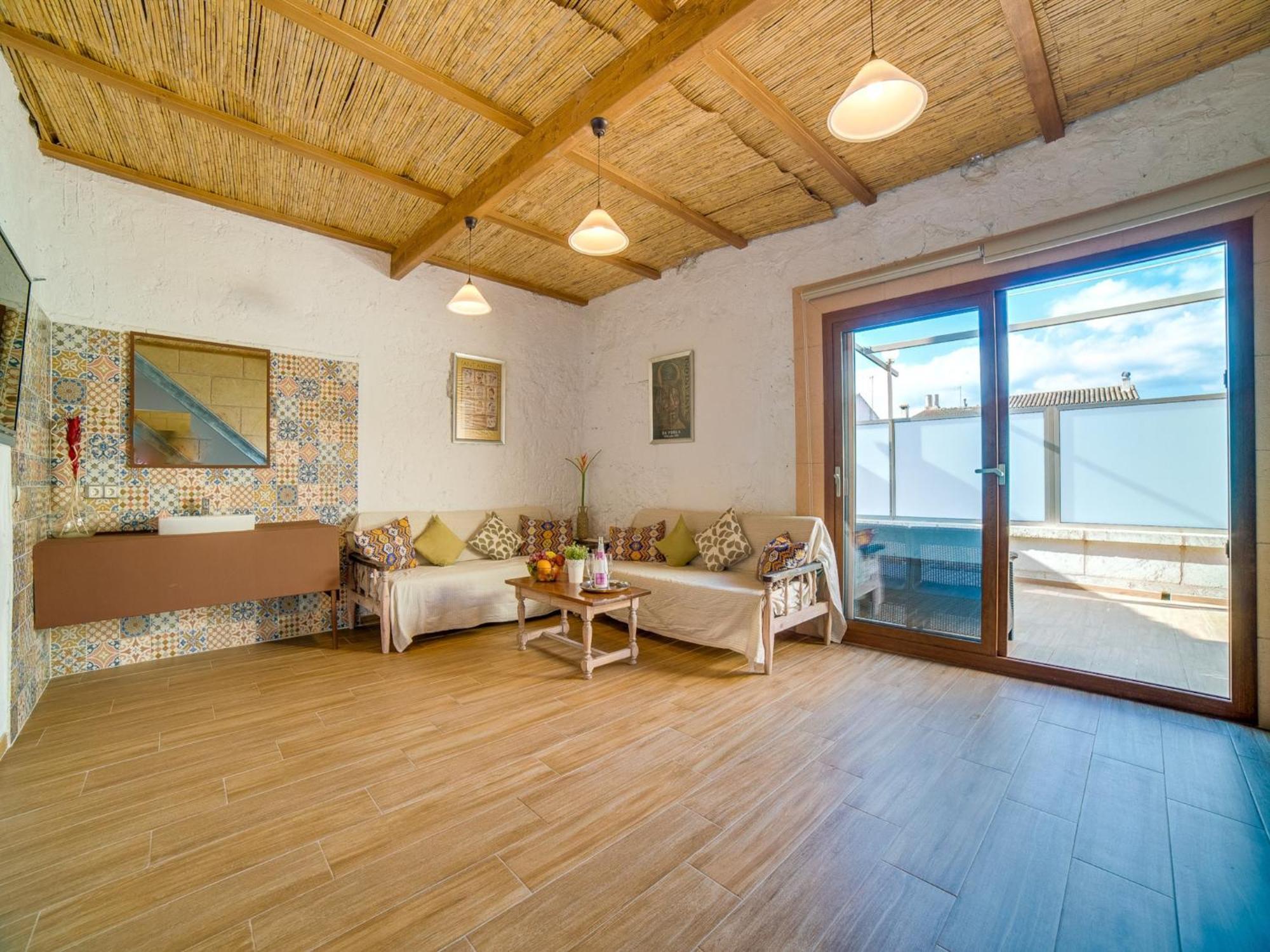 Home, Short Drive From Ferienhaus Sa Pobla